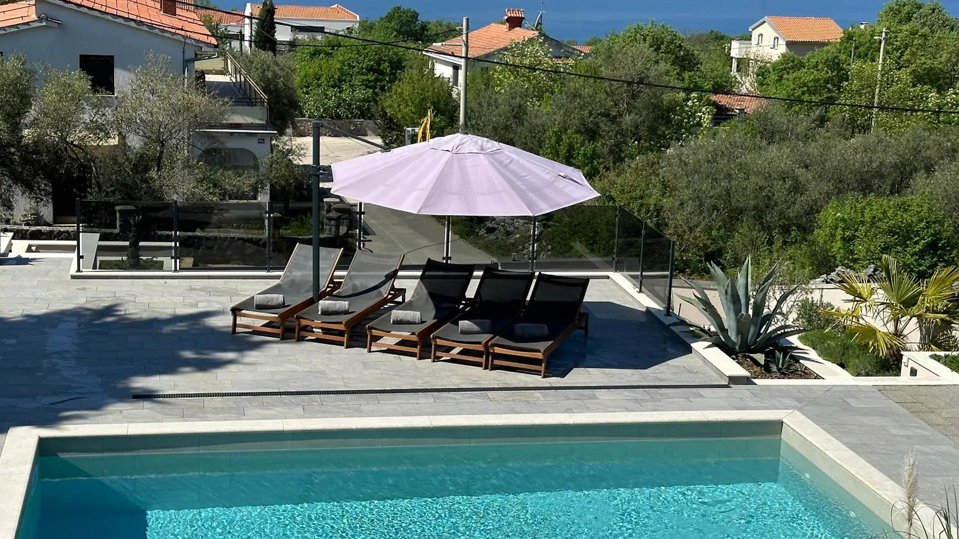 Villa Magneli Brzac